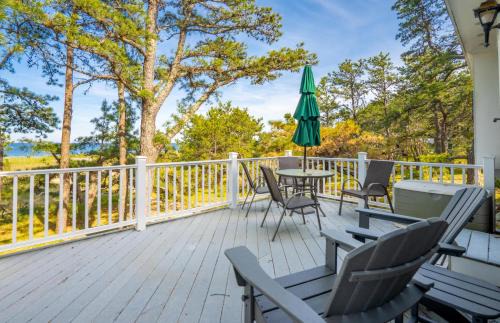 Southern Coast Maison | Beachfront and only 30 Steps To Beach