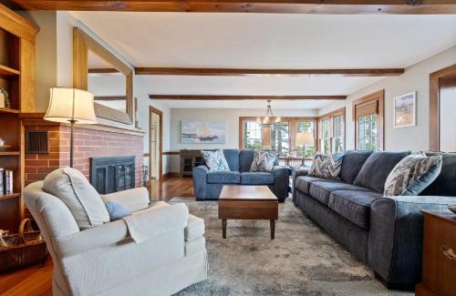 Southern Coast Maison | Beachfront and only 30 Steps To Beach