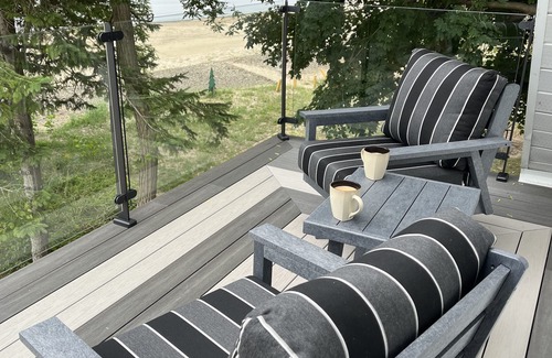 Kettle Point 44 Maison | Beachfront and waterfront home for a relaxing getaway for couples or families.