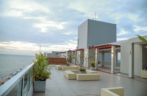 Uswetakeiyawa Appartement | Beachfront Apartment Near Colombo with Ocean View