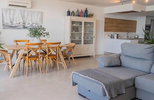 Raval Roig Maison | Appartement en bord de mer dans la ville "The Window"