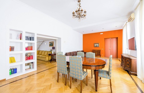 Chiaia Appartement | [Beachfront Apartment] Prestigious 200 square meters