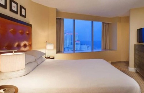 Atlantic City Station Balnéaire | Beachfront Atlantic City, NJ 2 - Two Bedroom Suites Available (Sleep up to 12)