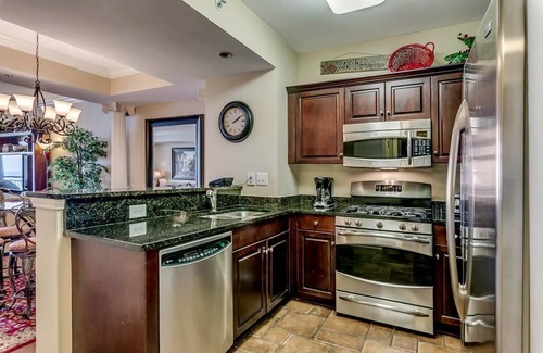 Windy Hill Copropriété | Beachfront Bliss: Discover Paradise in Our Luxurious 2-Bedroom Condo with Ocean Views!