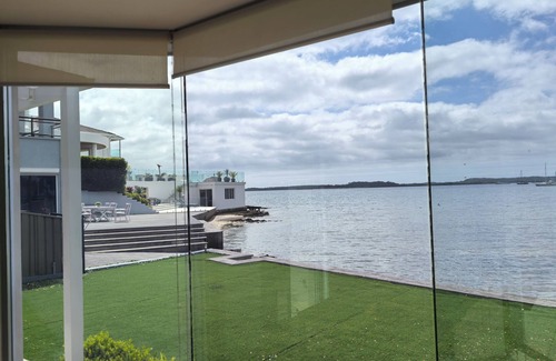 Taren Point Maison | Beachfront Bliss: 4BR Villa Direct Beach Access