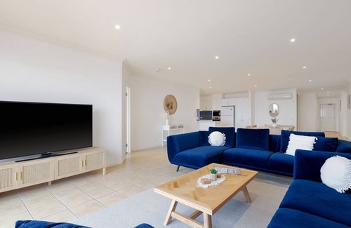 Cowes Maison | Beachfront Bliss in Cowes