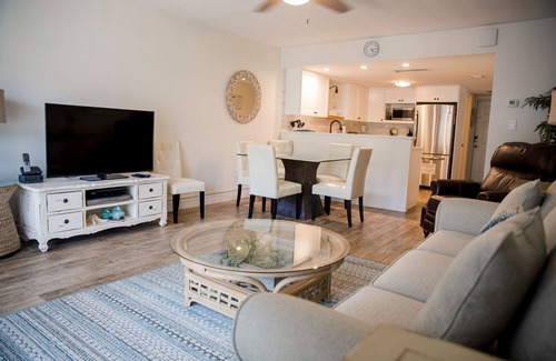 New Smyrna Beach Copropriété | Beachfront Comfort w/Pool, Balcony & Steps to Flagler Avenue