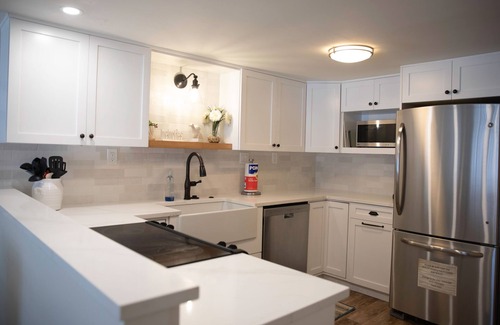 New Smyrna Beach Copropriété | Beachfront Comfort w/Pool, Balcony & Steps to Flagler Avenue