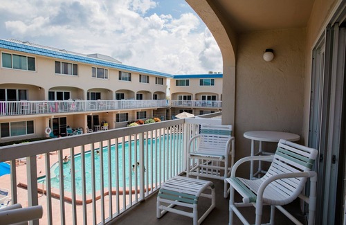 New Smyrna Beach Copropriété | Beachfront Comfort w/Pool, Balcony & Steps to Flagler Avenue
