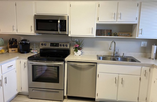 New Smyrna Beach Copropriété | Beachfront condo*Spectacular views & amenities!! *Walk to Flagler!!*Updated Unit