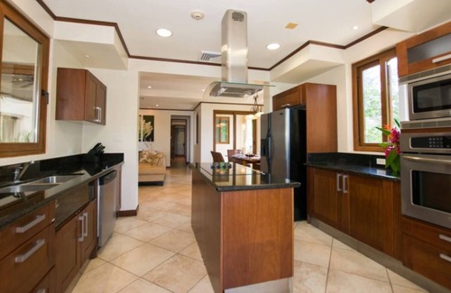 Playa Hermosa Copropriété | Beachfront Condo Stunning Beach Views & Sunsets