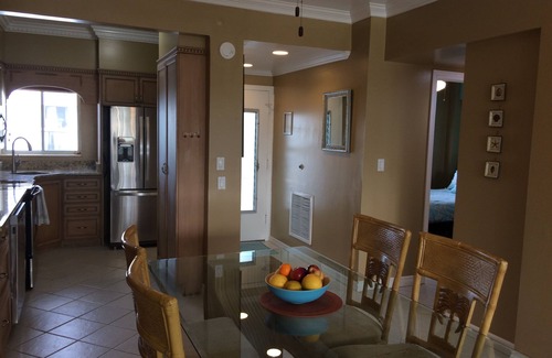 Discovery Bay Copropriété | Île Grand Bahama, magnifique condo en bord de mer, récemment rénové