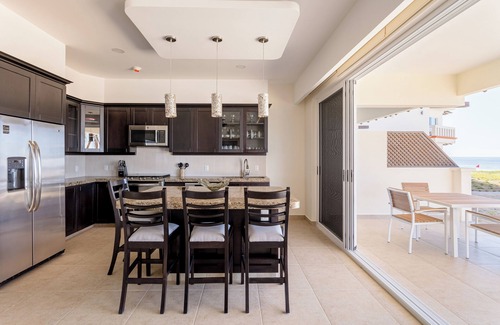 San Pedro Mixtepec Appartement | Beachfront Condo in Peaceful Puerto Escondido at Vivo Resort