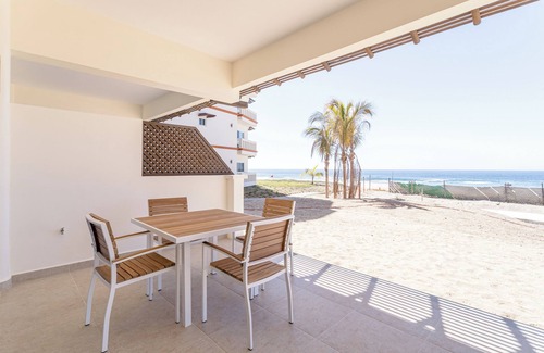 San Pedro Mixtepec Appartement | Beachfront Condo in Peaceful Puerto Escondido at Vivo Resort