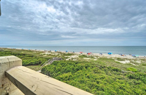Caswell Beach Copropriété | Beachfront Condo w/ Unobstructed Ocean Views!