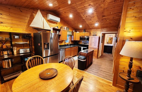 Westfield Cottage | Beachfront Cottage w / Amazing Views! Étapes 2 Beach. Pêche. Wifi. Vignobles. À manger