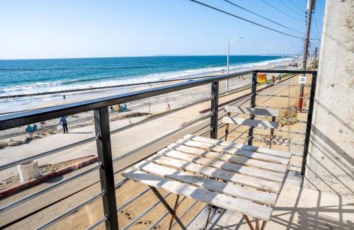 Costa Appartement | BEACHFRONT Cozy 1 Bdr