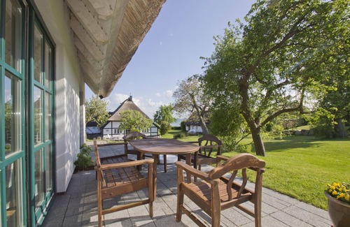 Neuendorf Maison | Beachfront idyll by the sea, private bathing area, beach chair - Gutshof Ostseeblick