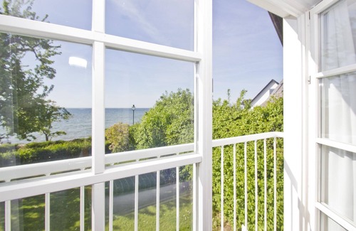 Neuendorf Appartement | Beachfront idyll by the sea, private bathing area - Gutshof Ostseeblick FeWo 01