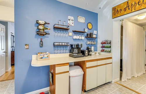 Milford Appartement | Beachfront, Dog-Friendly Milford Getaway w/ Yard!