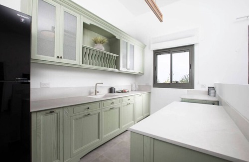 Nahariya Appartement | Stylish Garden Apartment Close to Akhziv Beach