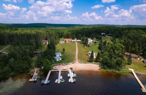 Magnetawan Maison | Beachfront Getaway #3 - Maijac Resort & Marina