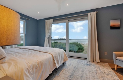 Kennebunkport Maison | Beachfront ~ Goose Rocks Beach ~ Timber View