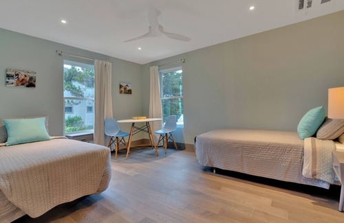 Kennebunkport Maison | Beachfront ~ Goose Rocks Beach ~ Timber View