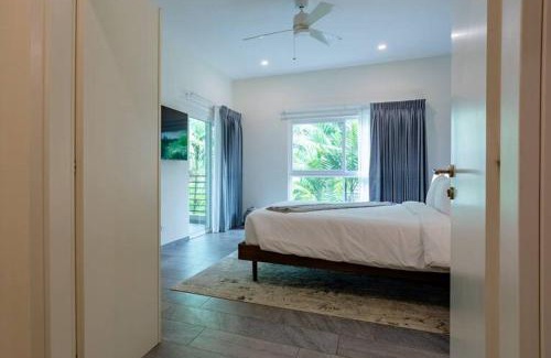 Dominical Appartement | Beachfront Jungle Luxury! 3BD Penthouse Uvita