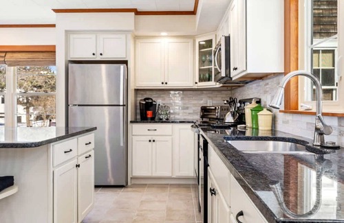 Southern Coast Maison | Bayview Beach Cottage – For 4!