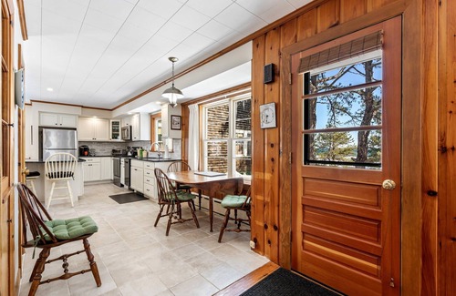Southern Coast Maison | Bayview Beach Cottage – For 4!