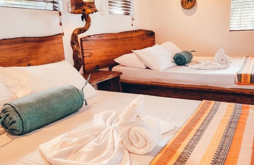 Drake Bay Cabine | Beachfront Kinkajou Cabin next to the Corcovado National Park-All meals included