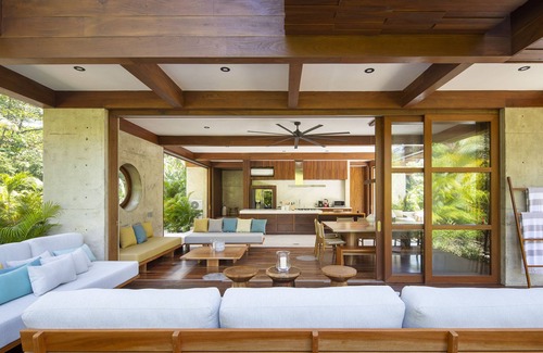 Playa Hermosa Cobano Villa | Beachfront Luxury Villa in Playa Hermosa "Medusa"