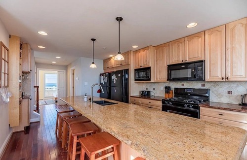Sea Isle City Maison | Beachfront Ocean Breeze