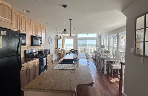 Sea Isle City Maison | Beachfront Ocean Breeze