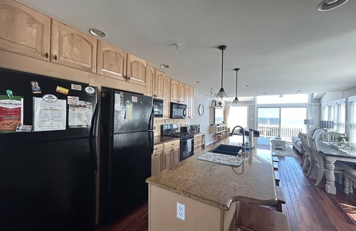 Sea Isle City Maison | Beachfront Ocean Breeze