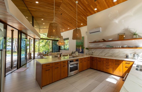 Playa Hermosa Cobano Maison | Grande maison privée en bord de mer - Longitude Estate