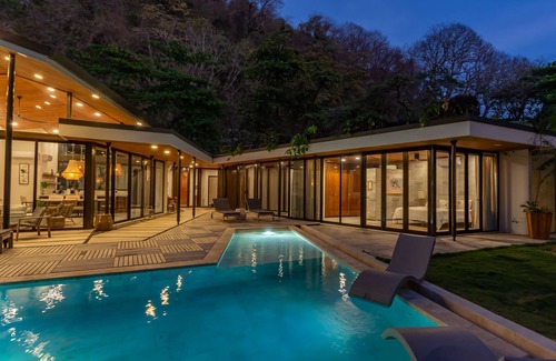 Playa Hermosa Cobano Maison | Grande maison privée en bord de mer - Longitude Estate