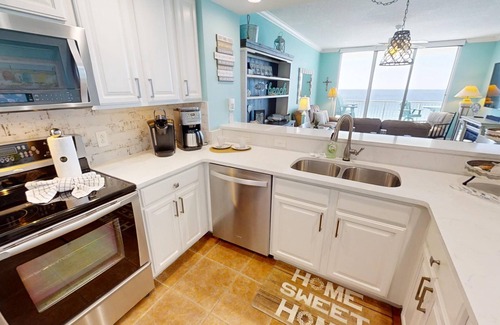 El Centro Beach Copropriété | Beachfront Palazzo Condo - 2BR + Bunks, Gulf View w/ Free Beach Chairs!