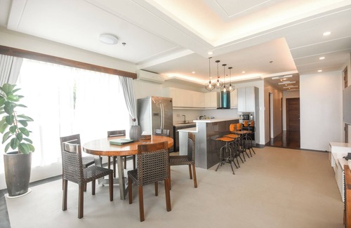Aklan Province Station Balnéaire | Beachfront Penthouse 3-BR resort in Boracay Island with private dip pool