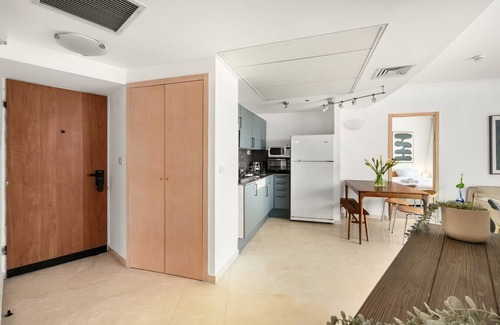 Tel Aviv Promenade Appartement | Beachfront Property with Balcony by Sea N' Rent