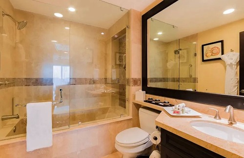 Puerto Vallarta Hôtel | ★ Beachfront PV Studio ★ Hammock + Terrace Views ★