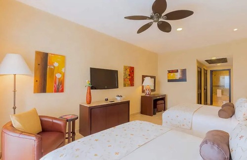Puerto Vallarta Hôtel | ★ Beachfront PV Studio ★ Hammock + Terrace Views ★