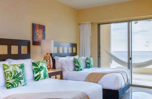 Puerto Vallarta Hôtel | ★ Beachfront PV Studio ★ Hammock + Terrace Views ★