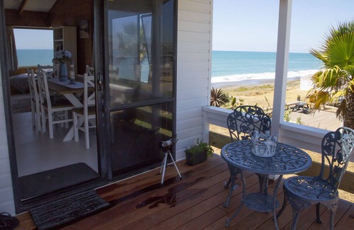 Pukehina Maison | Retraite de couple avec vue panoramique depuis la chambre.