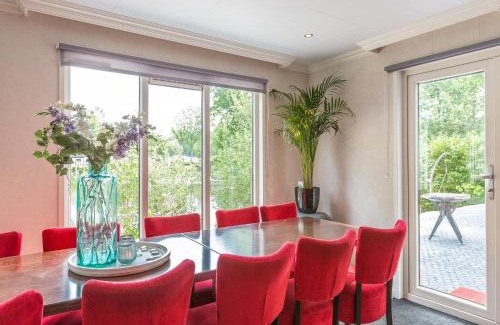 De Bult Maison | Beachfront Stay for Groups