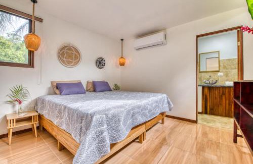 Cocles Appartement | Beachfront Studio - Direct Beach Access, AC & Fast WiFi