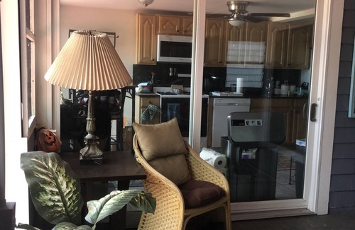 Sea Cliff Maison | Beachfront Summer Rental- Sea Cliff