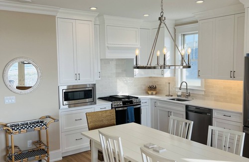 South End Maison | BEACHFRONT