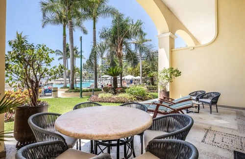 Marina Vallarta Villa | Beachfront villa superb location close to everything